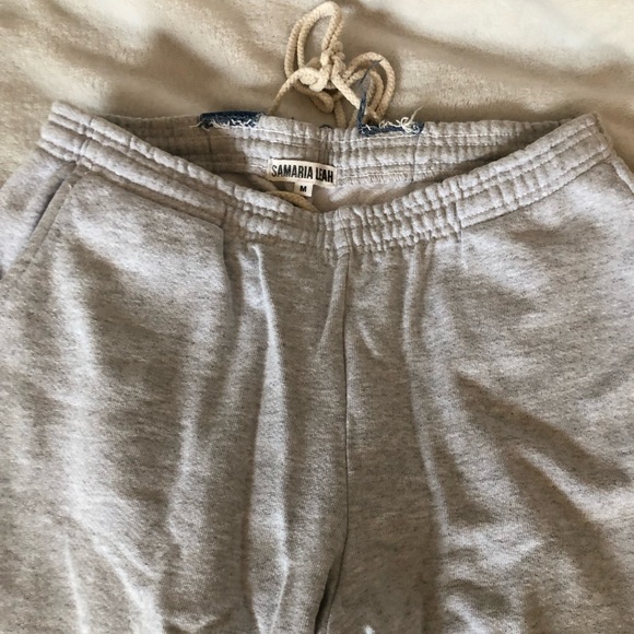 NICKI SWEATS | HEATHER GREY - Picture 11 of 14